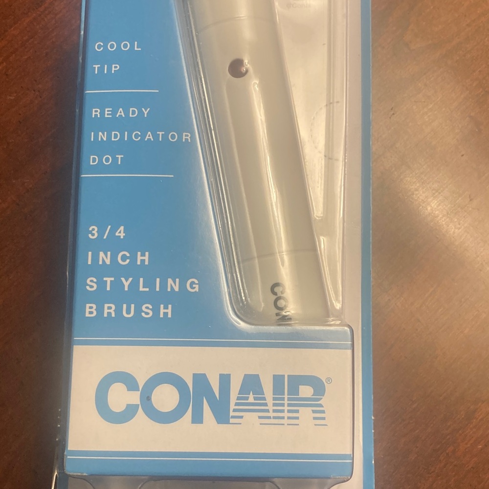 Conair Cool Tip 3/4" Styling Brush - White - Picture 2 of 4